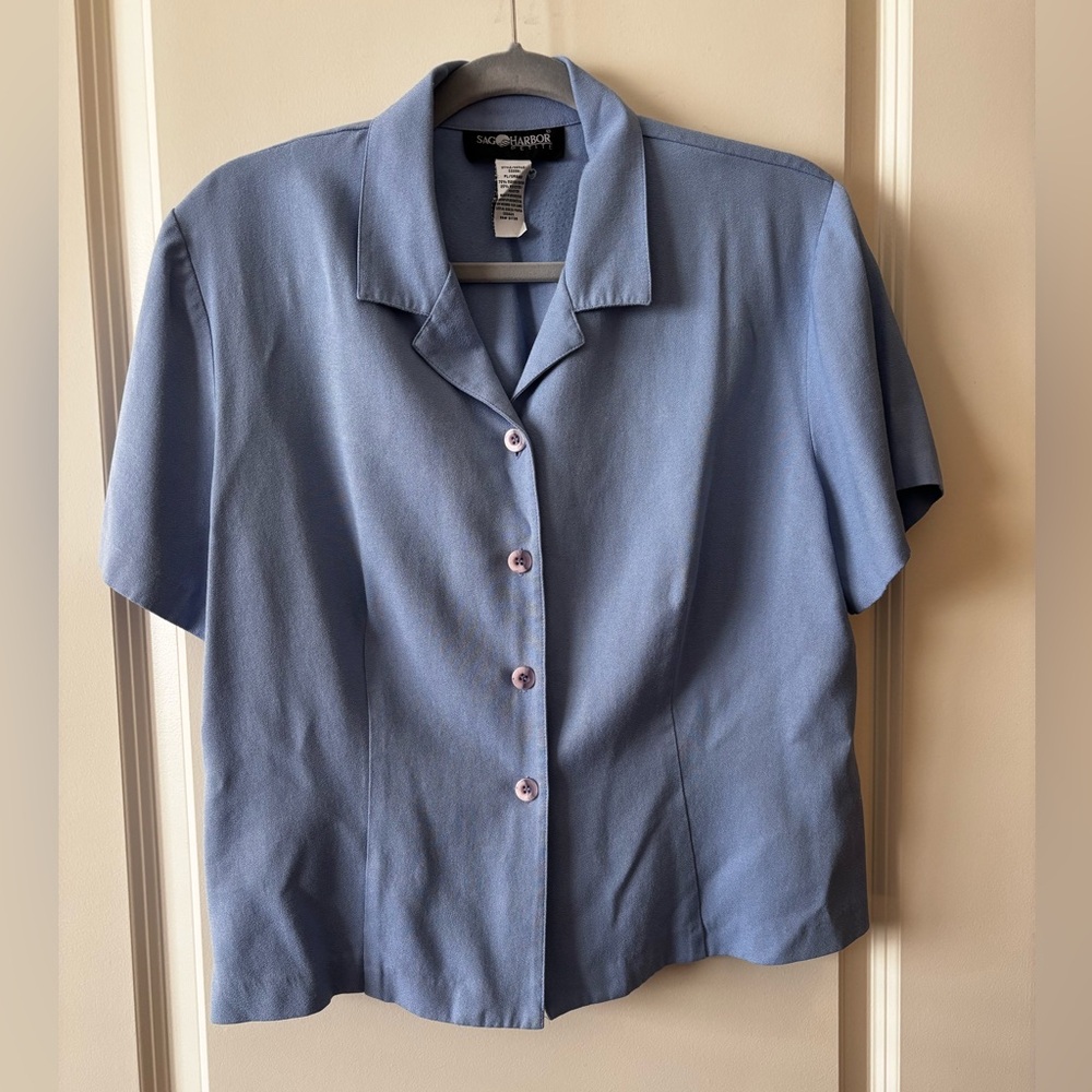 Sag Harbor Petite Button-Front Top Size Large